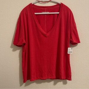 Free people size small oversized red short sleeve v-neck t-shirt NWT